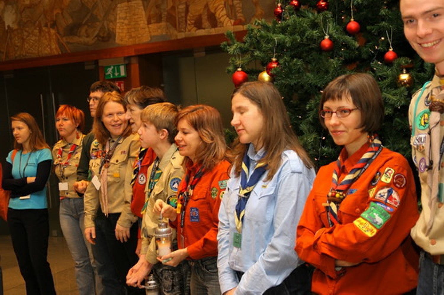 G. France Cukjati, predsednik DZ sprejel plamen LMB