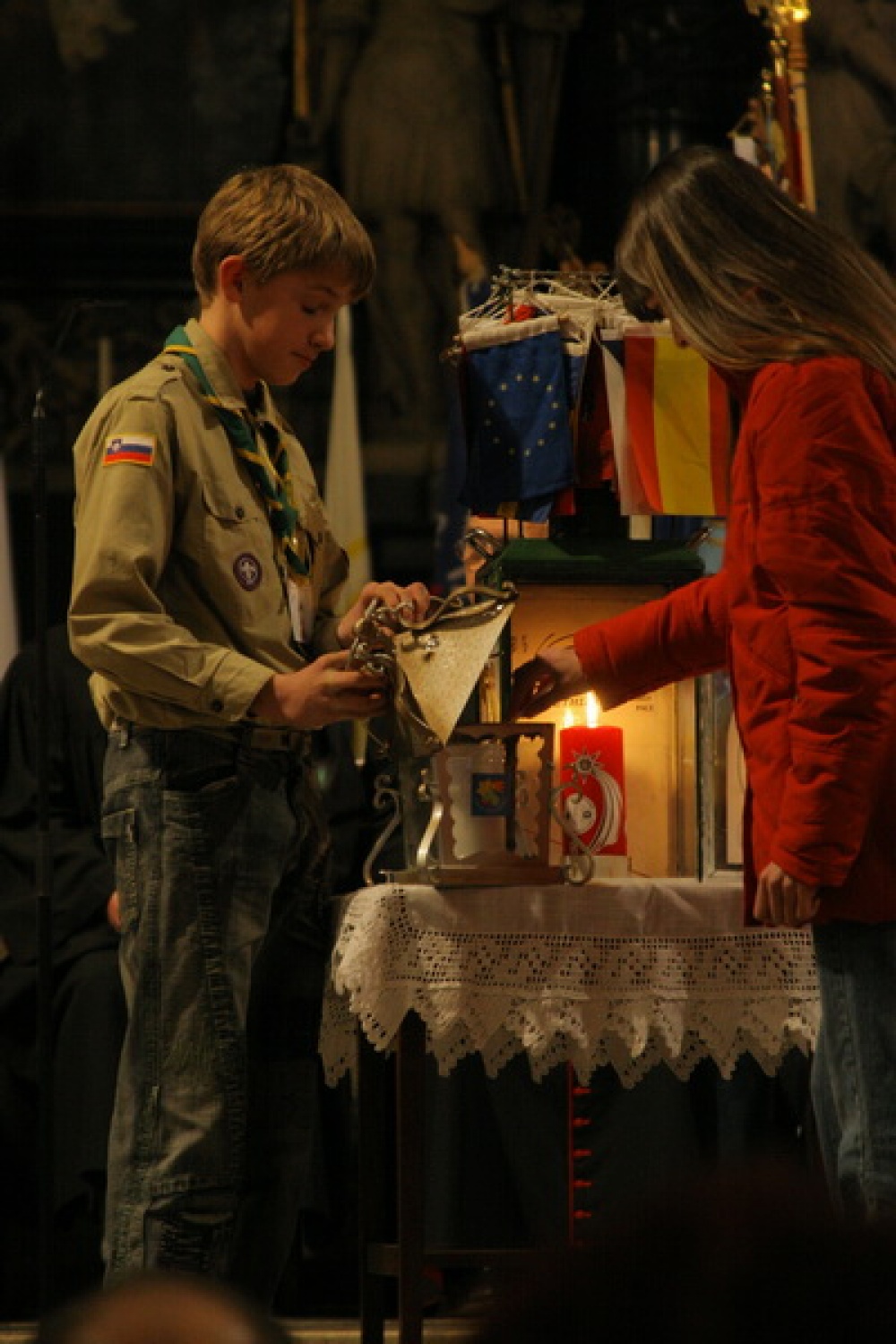 3. Judith prižiga slovensko LMB.