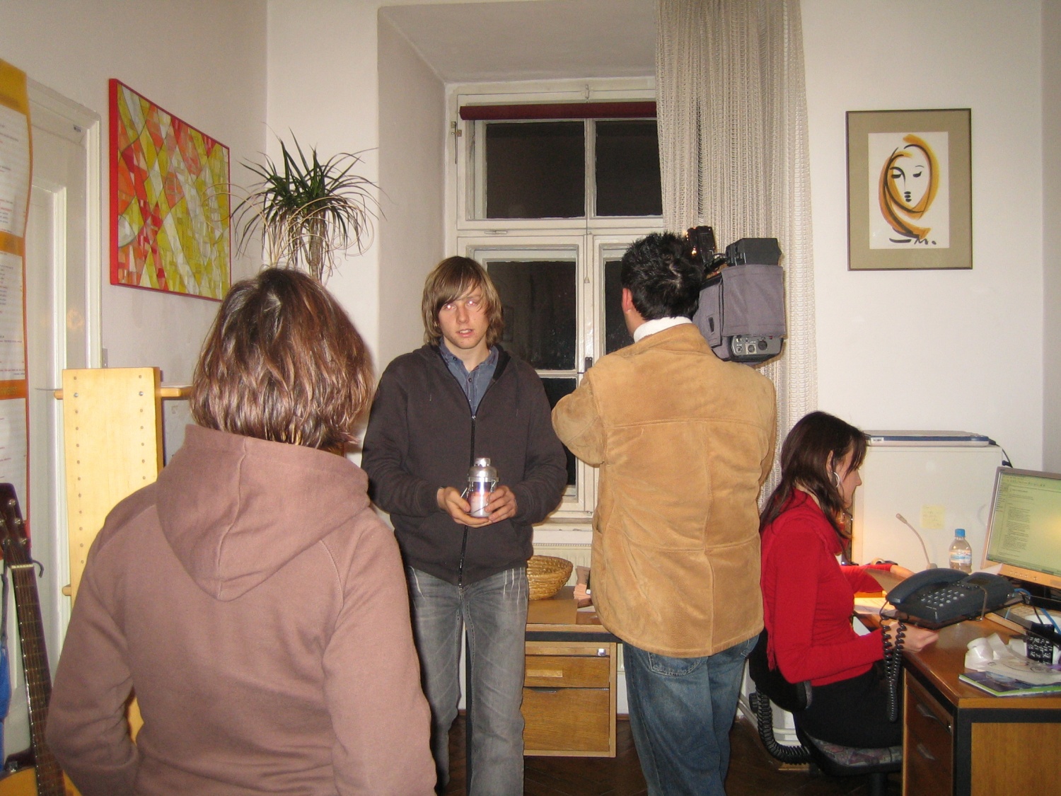 Tukaj so slike, ki smo jih Mariborčani posneli ob našem velikem televizijskem nastopu.