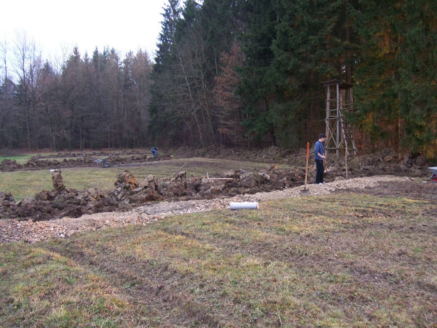 Komendski skavti smo končno izvedli projekt Drenaža, ki nam bo izboljšal naš skavtski travnik.