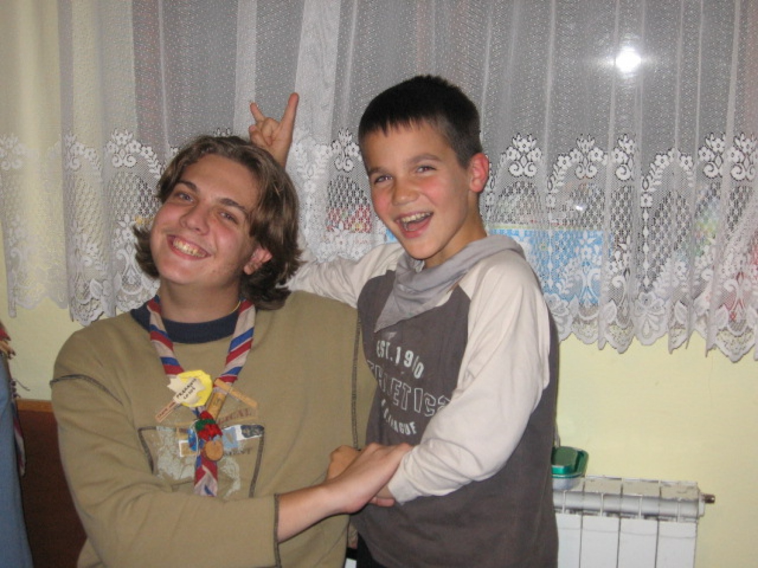 Matjaž in Jurij...po imenu lahko ugibaš kdo je...nagajiv