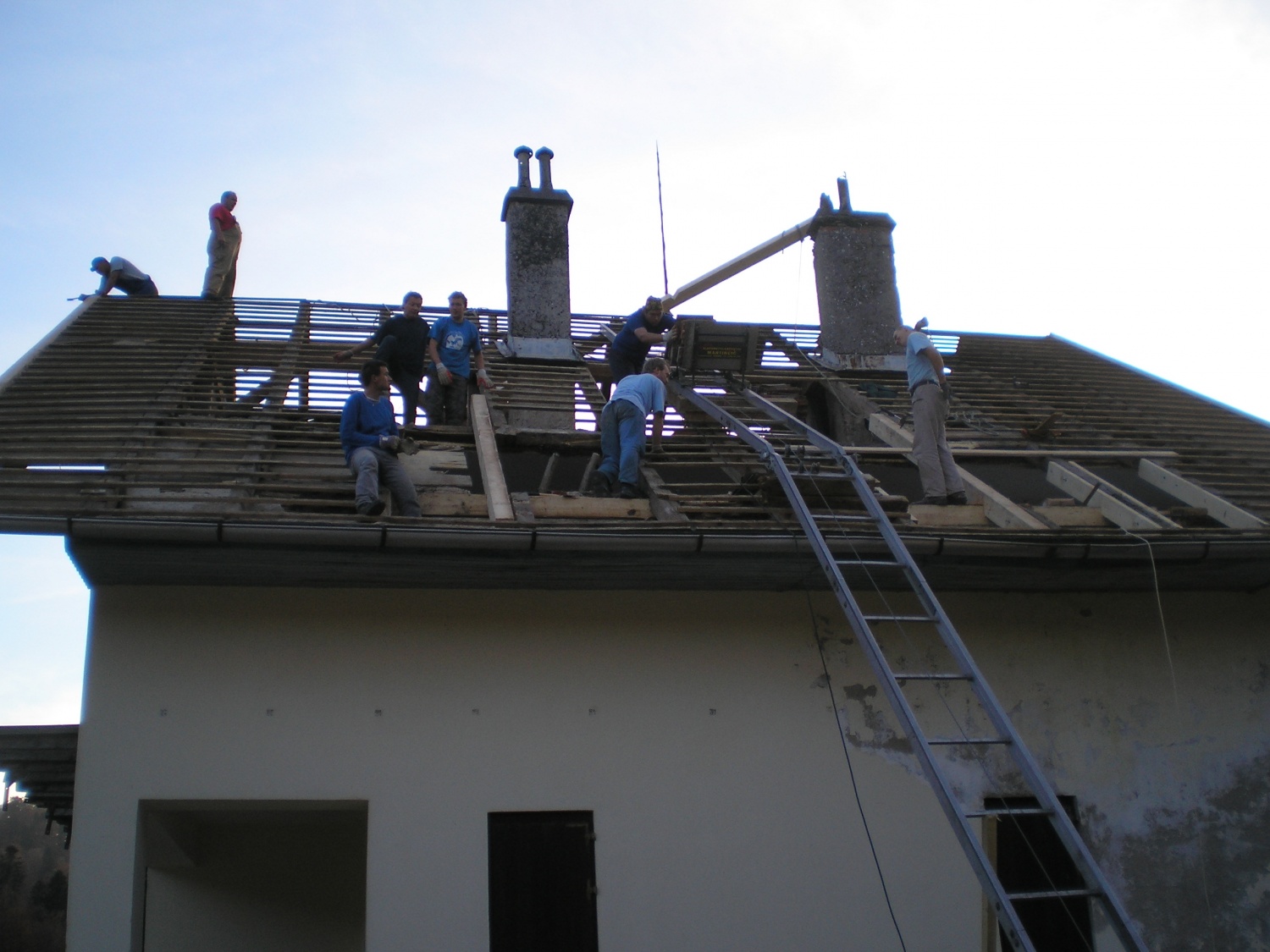 Delo na strehi v Kočevskem Rogu