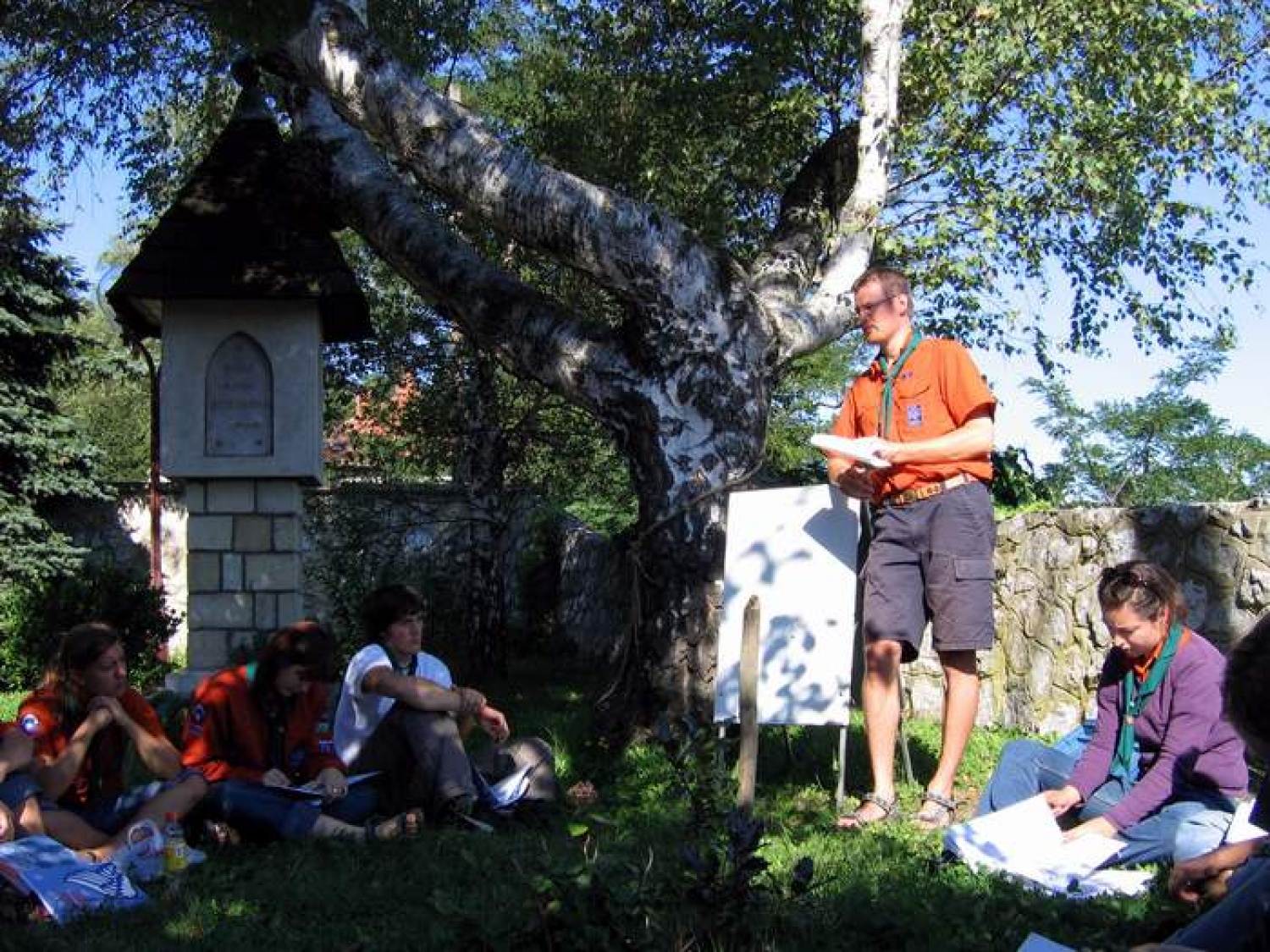 Utrinki iz začetka taborne šole.