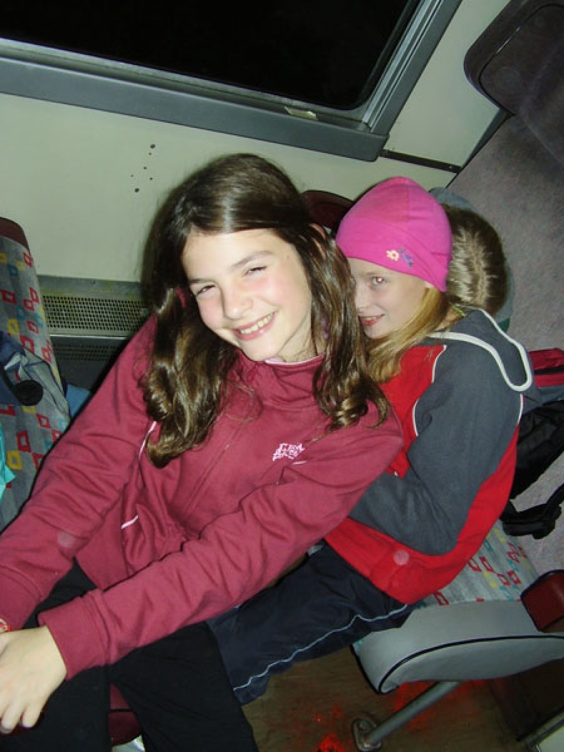 eni(ene:) se radi nastavljajo fotografu:)