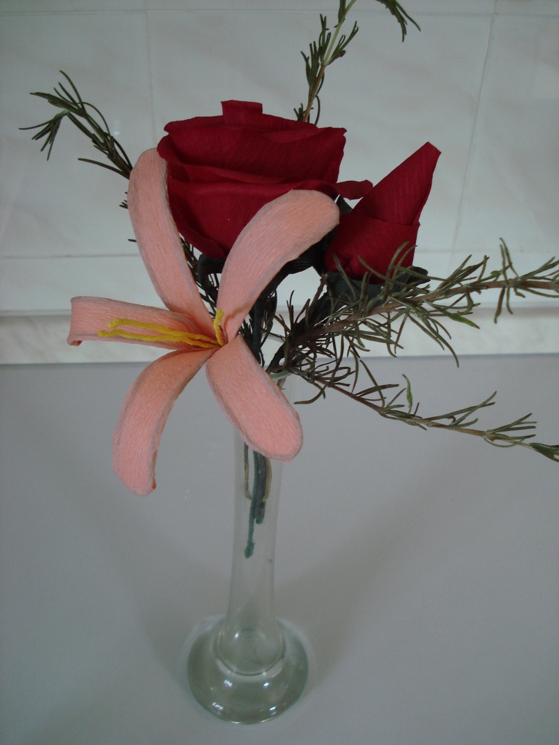 Izdelovanje papirnatih rož