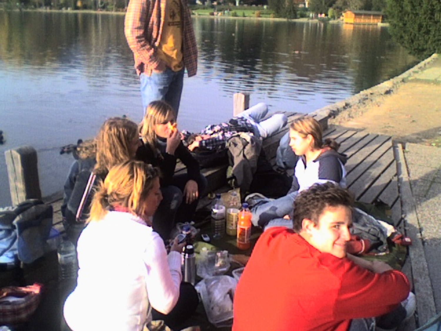 Malica za nas in labode :-)