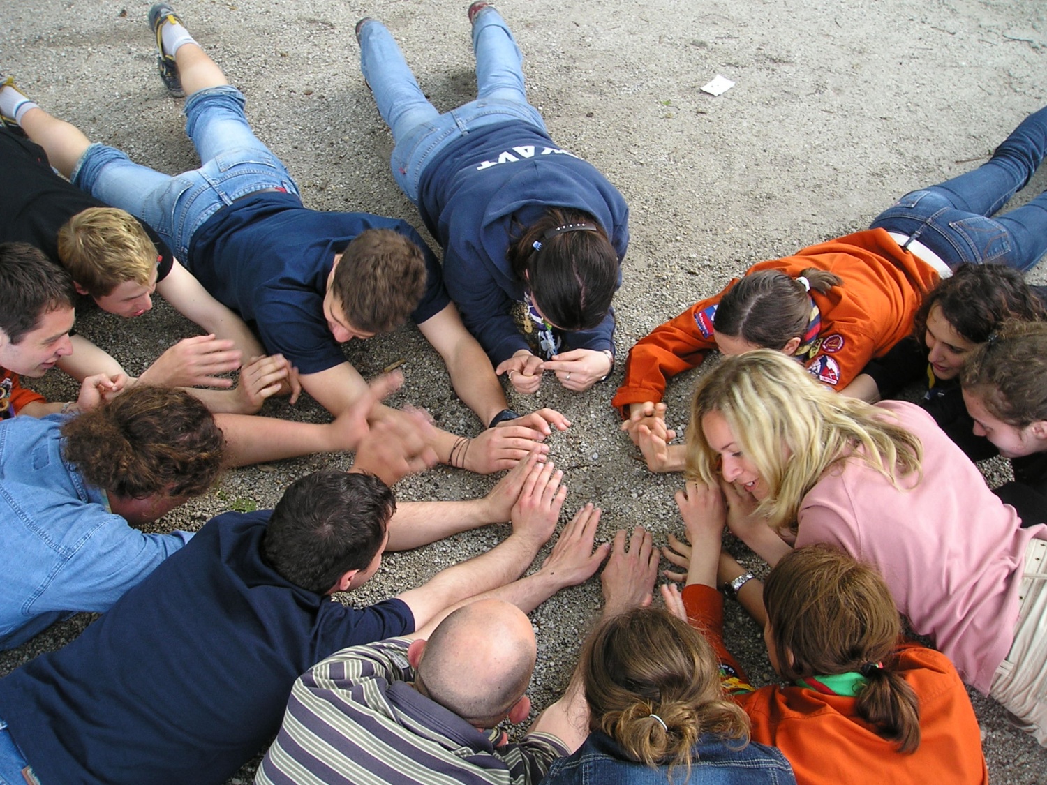 Malce zabave, smeha in iger.