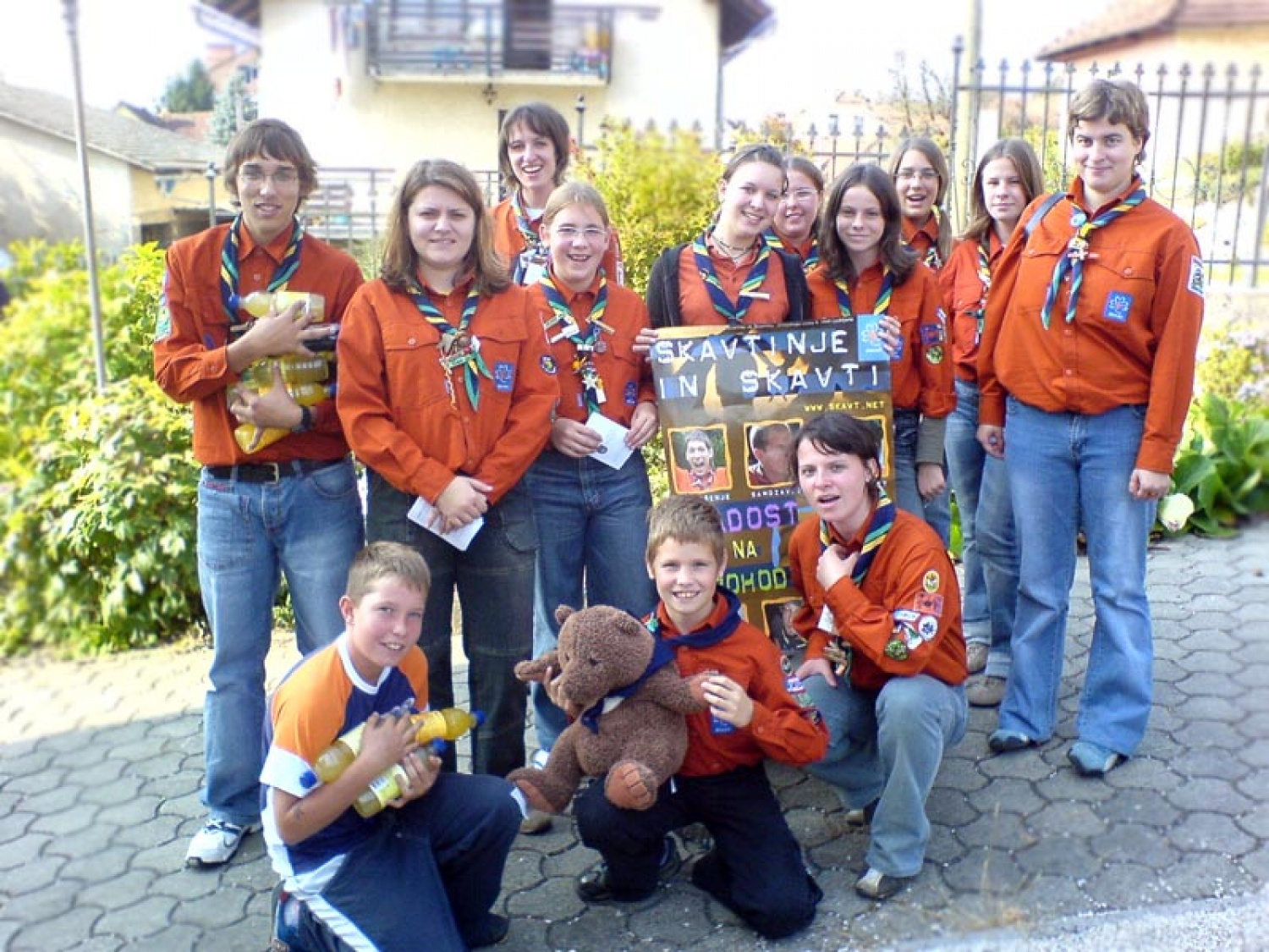 Slab teden pred začetkom skavtskega leta v Novem mestu smo skavti končali s promocijami po cerkvah. Navduševali smo staro in mlado :)