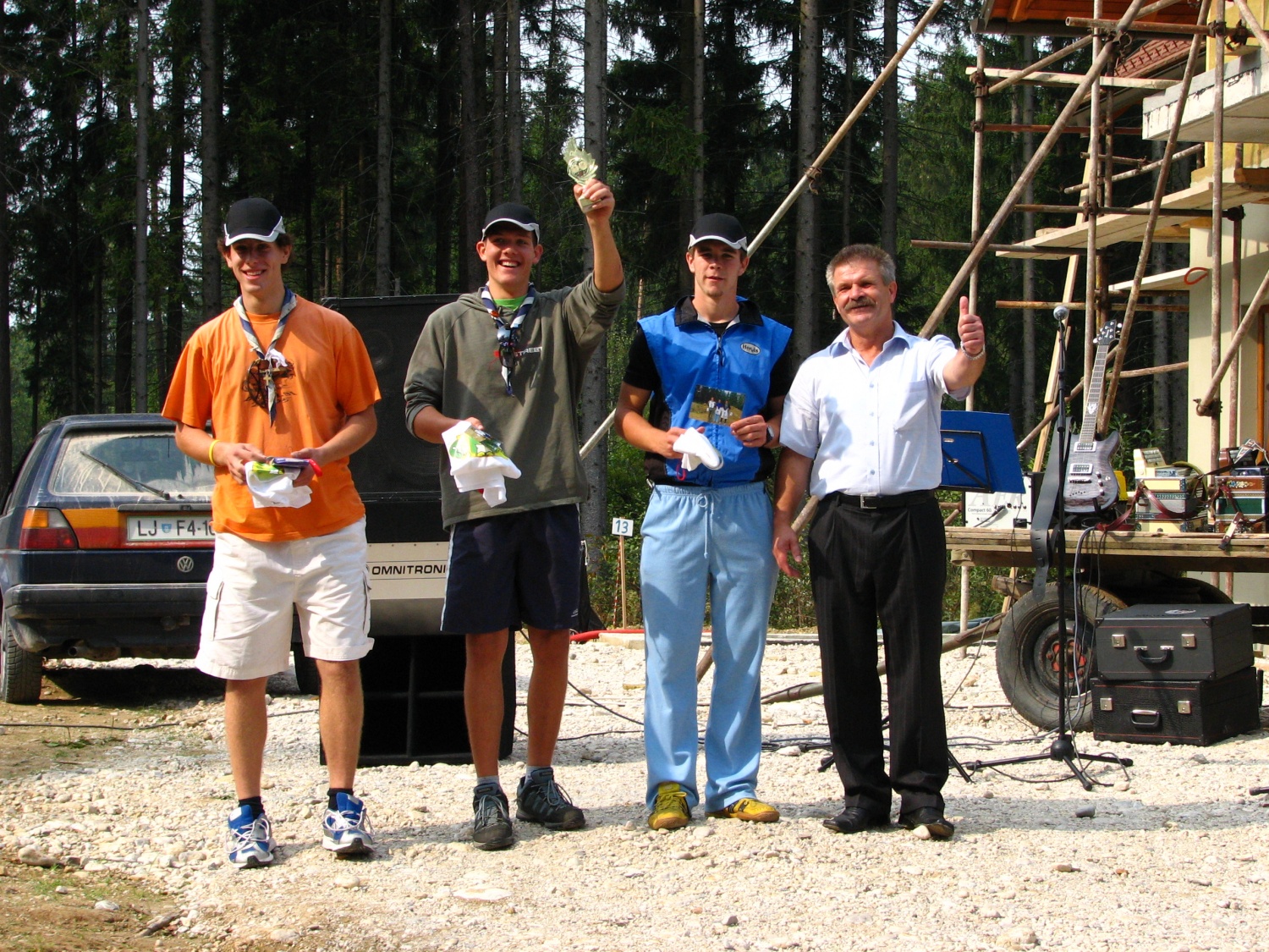 Slike iz komendskega projekta Ekipni triatlon 2006