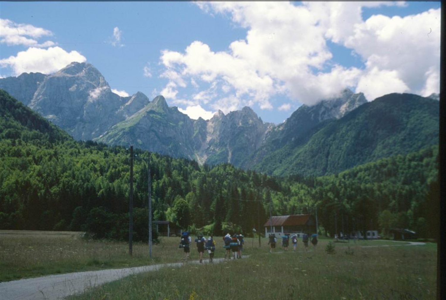 SkavtRAZGLEDNICE na temo skavtstva