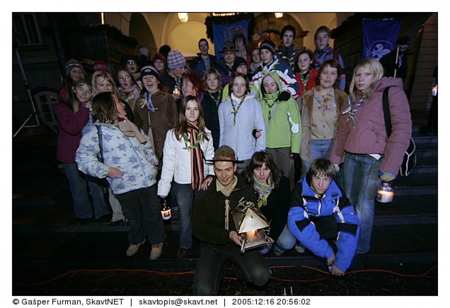 Luč miru iz Betlehema je tukaj!!