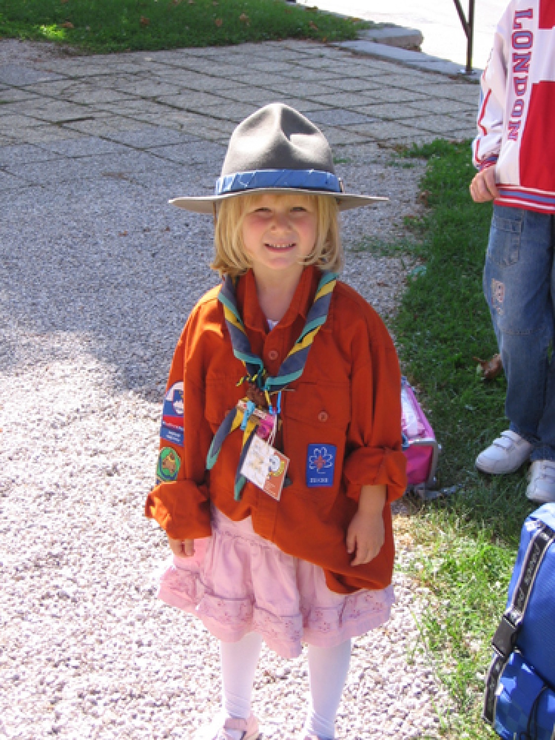 Čeprav se skavtsko leto 2006/2007 še ni začelo, smo Gorjanski medvedje vseeno začeli s promocijo v novomeških cerkvah. Mlade vabimo, da se nam pridružijo v novem skavtskem letu in skupaj z nami doživijo nepozabne trenutke.