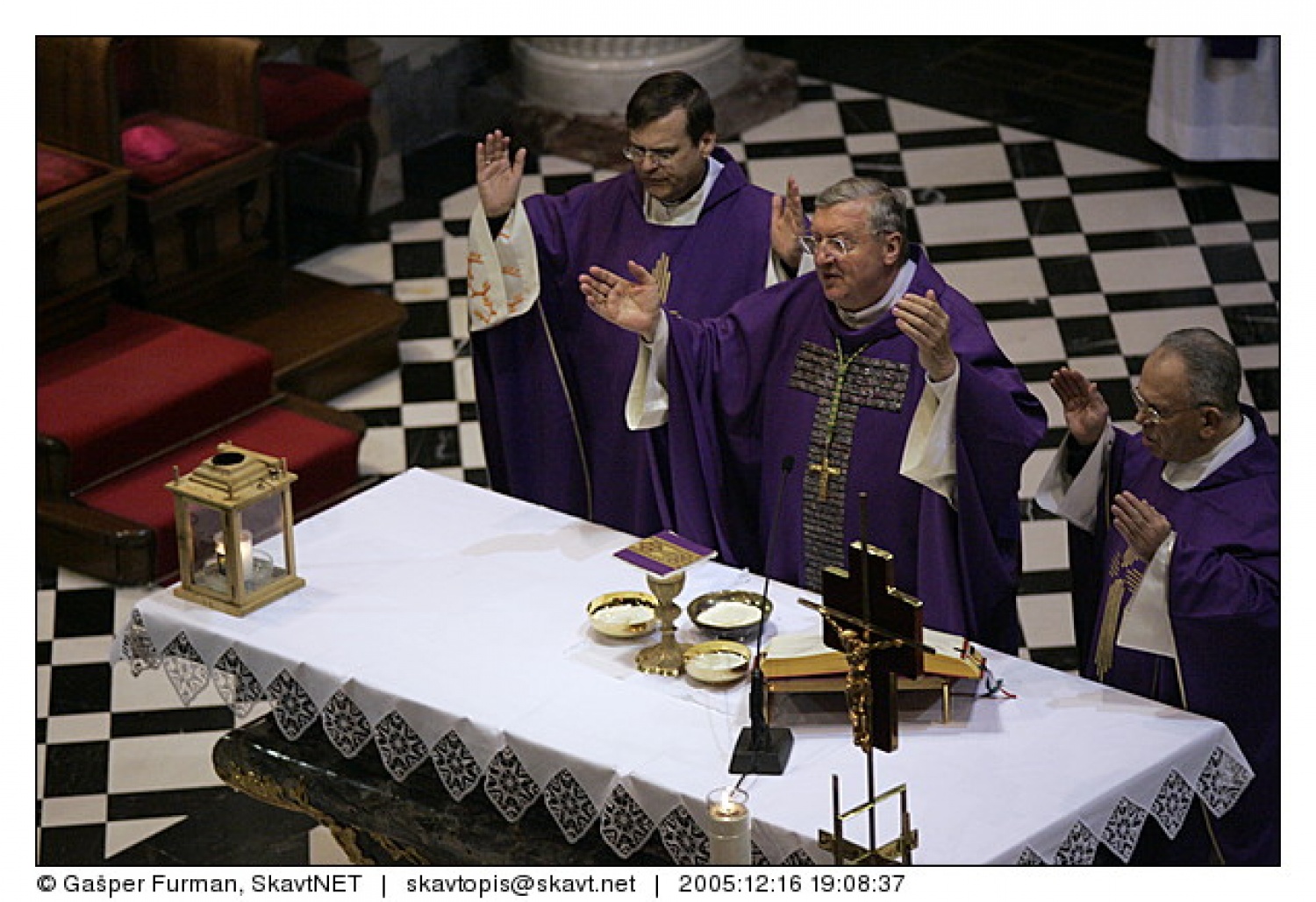 Kako smo sprejeli Luč miru iz Betlehema v Ljubljani