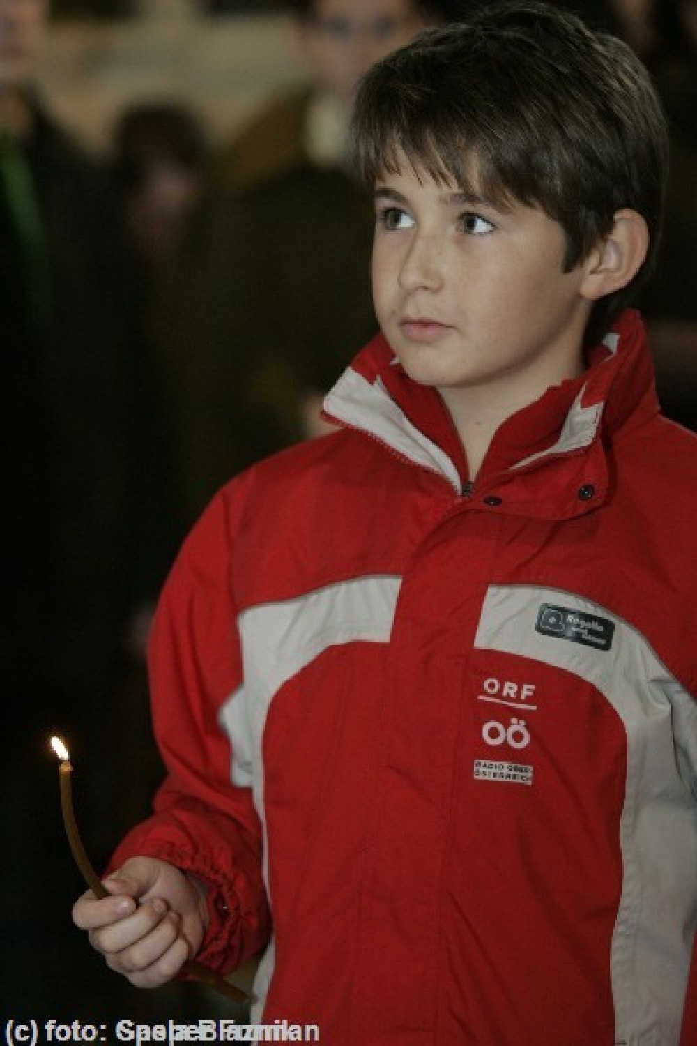 Iz Dunaja smo prejeli prve fotoutrinke s sprejema Luči miru iz Betlehema.