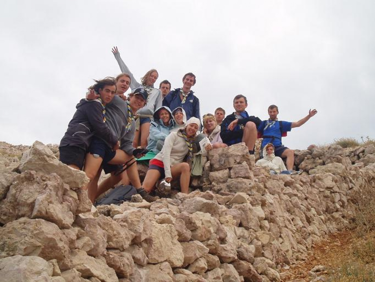 Kiklopove stopnice ob obali Stare Baške