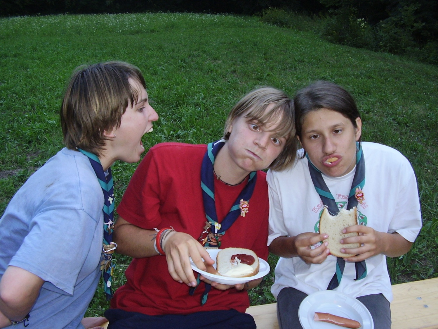 tehnično osebje glej daleč.