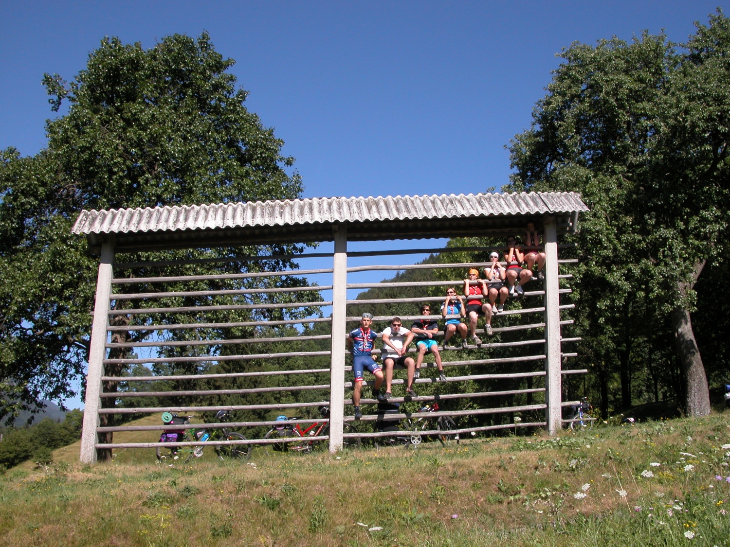 Polizani talarji na poti iz Komende, preko Vršiča do morja.