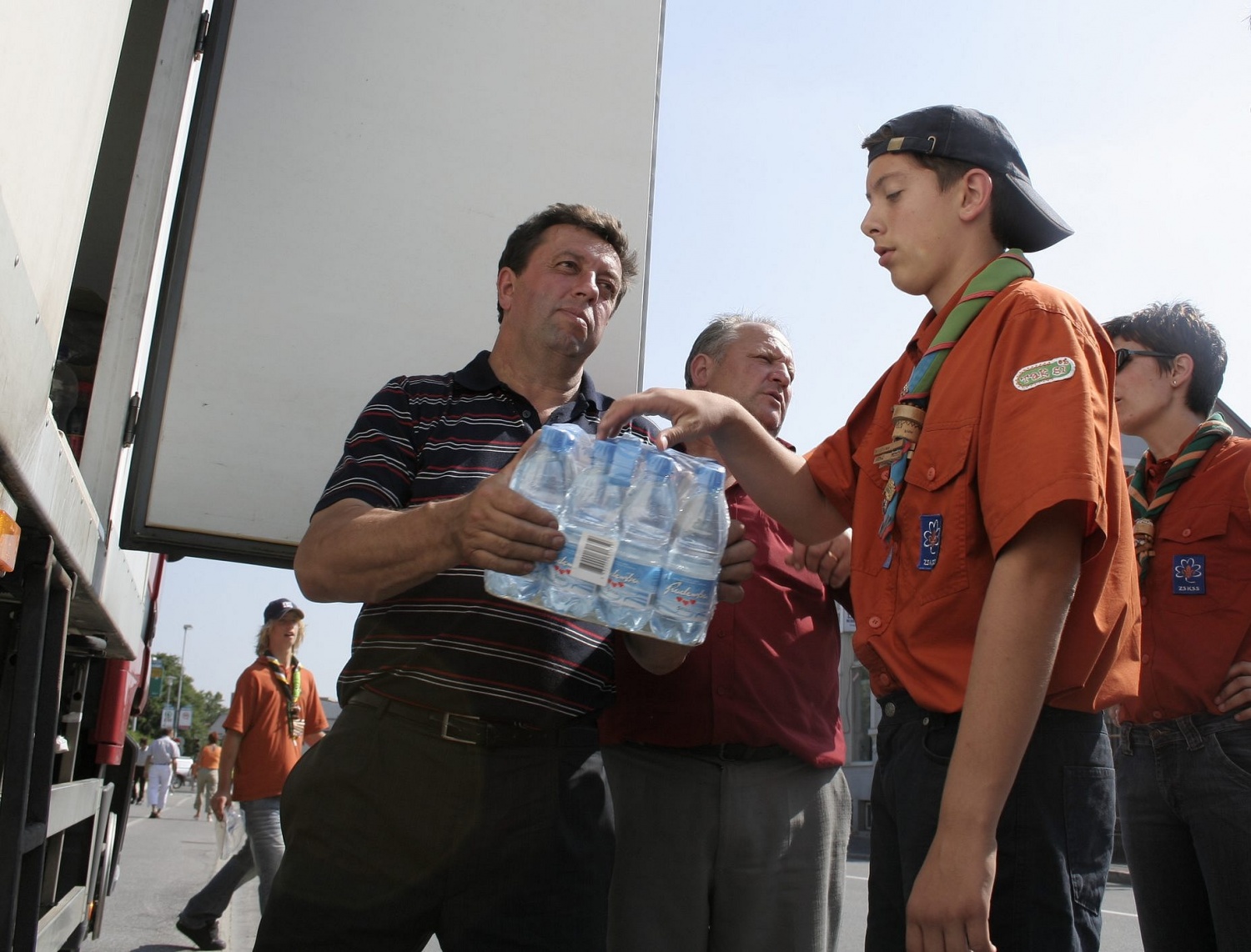 Slike iz posvetitve in umestitve škofa najmanjše slovenke škofije.