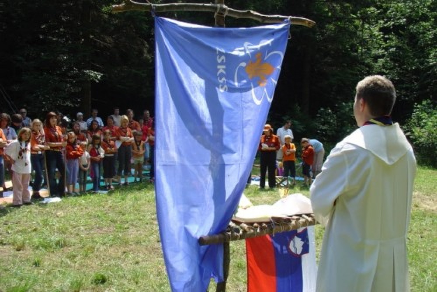 zakaj se skrivate v senci?