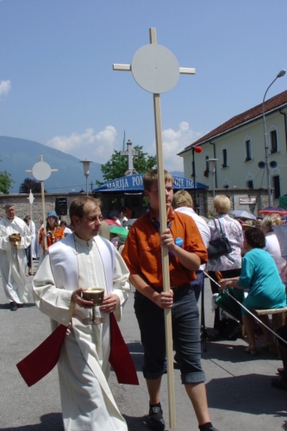 Pomoč pri obhajanju