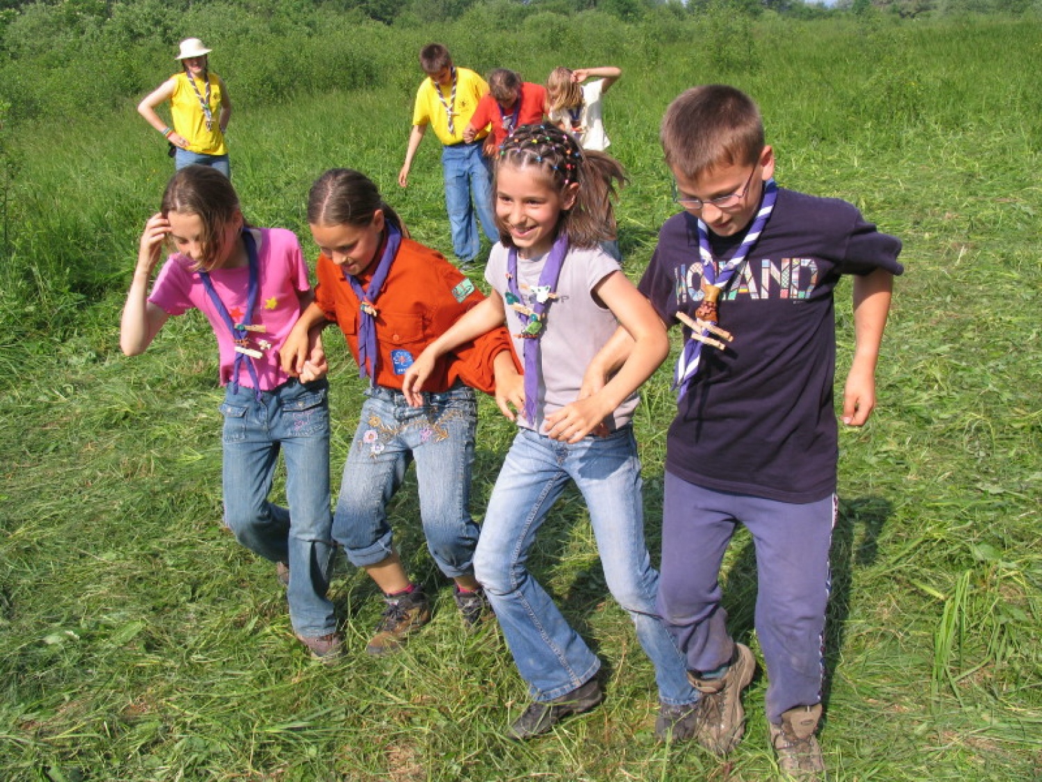 Štafetne igre - sodelovanje?