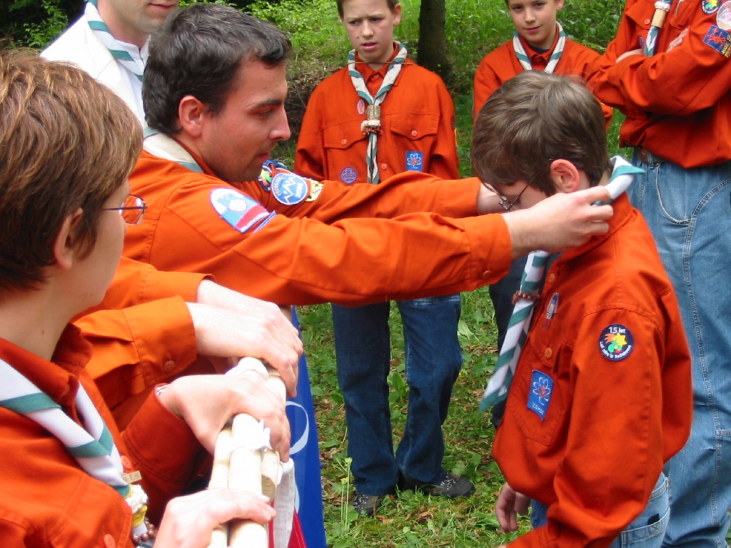 Utrinki iz obljub bovških skavtov.