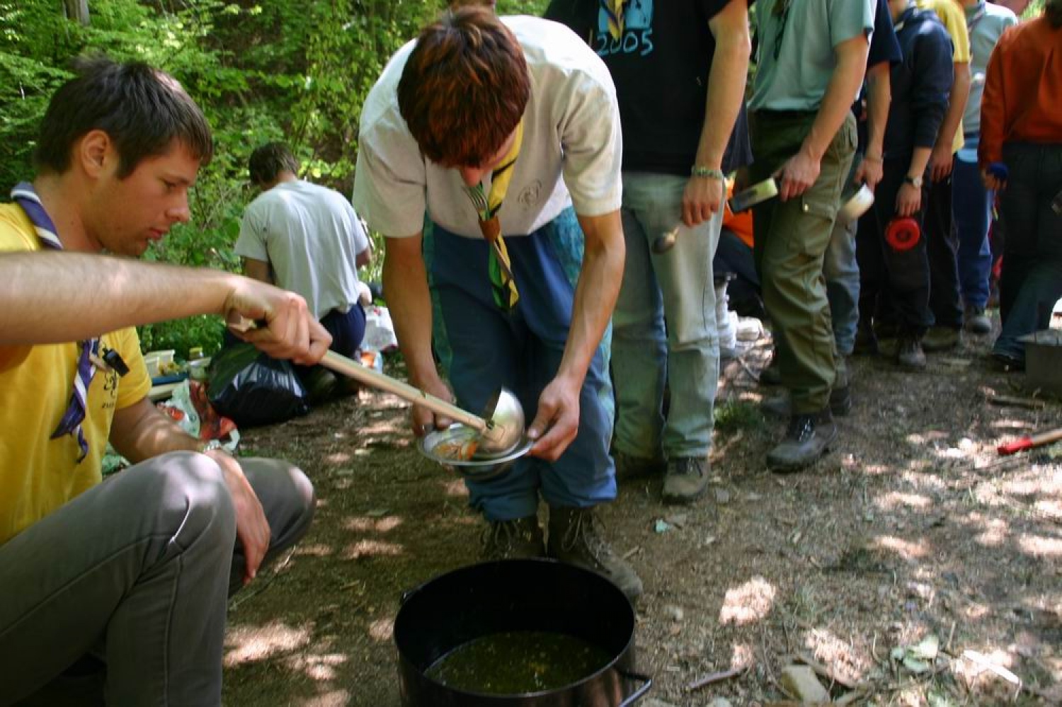 Fotografije z vikenda preživetja v naravi.