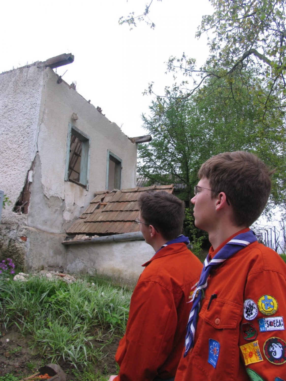 Nekaj ruševin je zanami še ostalo, a opravili smo zelo veliko dobro delo.