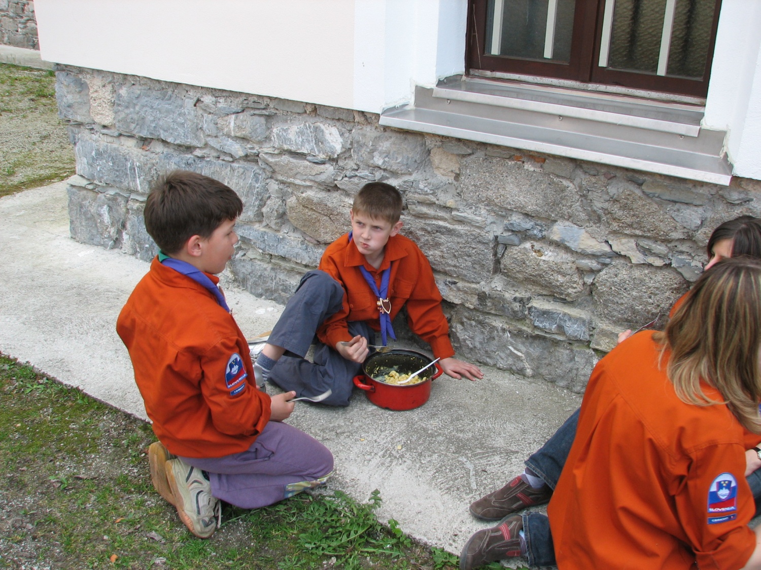 Dan Zemlje - akcija zbiranja starega papirja