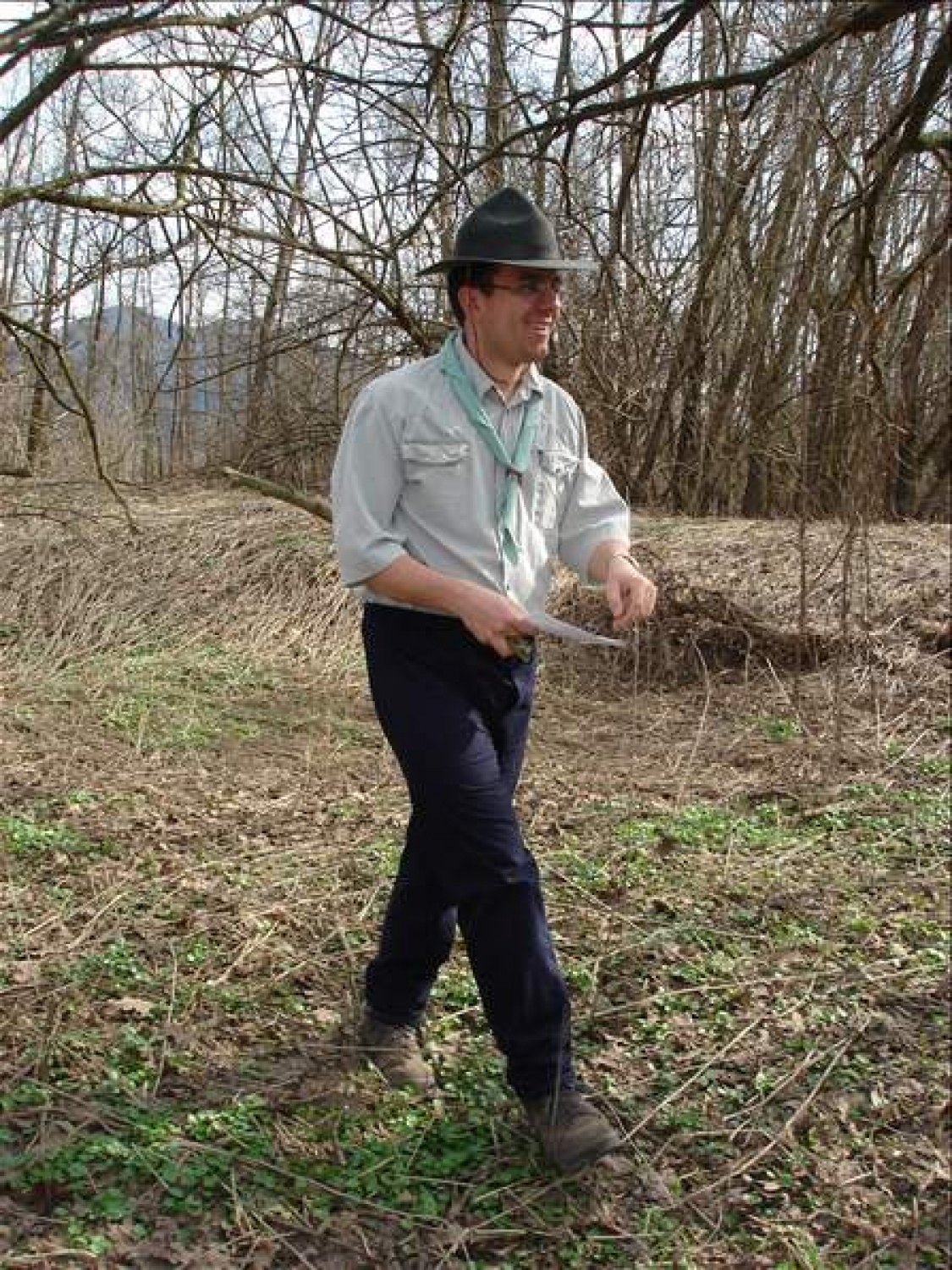 V nedeljo 2. aprila se je SKVO zbral v Bevkah, kjer smo odšli na Bi-Pi-jev prvi tabor na Brownsea. Poskušali smo se vživeti v dogajanje na taboru kot ga je izvedel naš utanovitelj. Na otoku nas je pozdravil Bi-Pi, dvignili smo zastave, postavili šotore (bivake), delali vaje za moč se praktično uposabljali (prva pomoč in reševanje življenaja) in igrali (zasledovanje). Zaključili smo s tabornim ognjem in večerjo (hrenovke+twist).