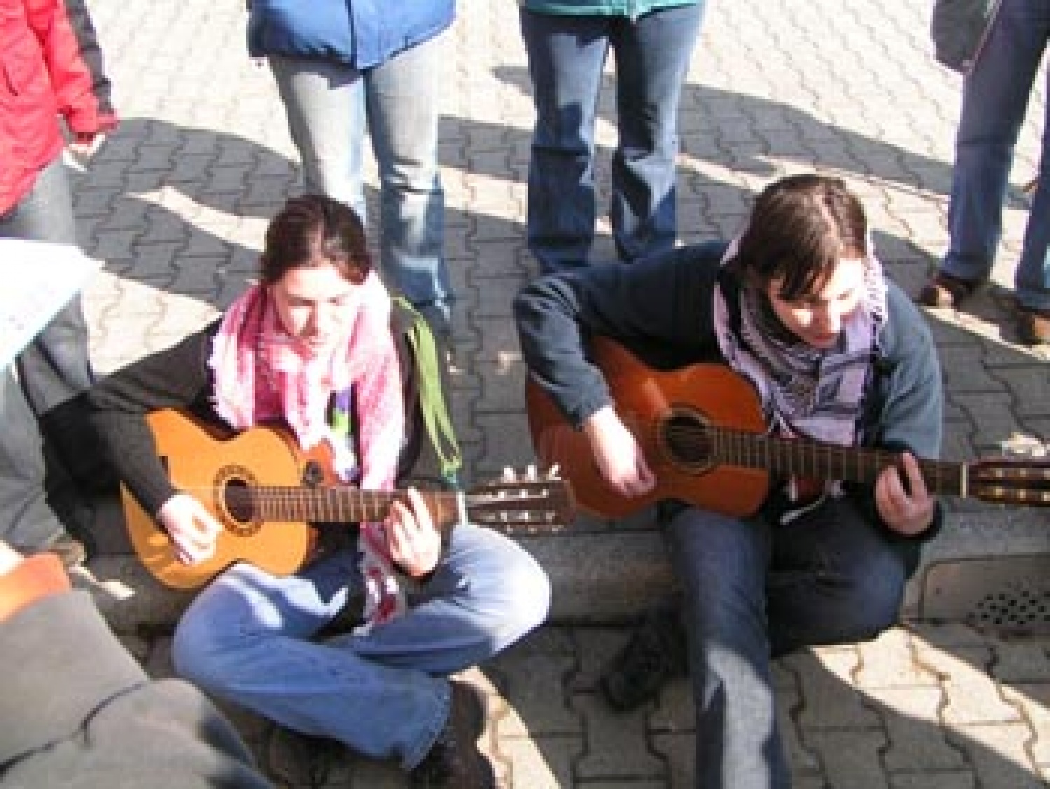 Fotografije z državnega srečanja voditeljev veje IV, ki je potekalo v Dobrovcah.