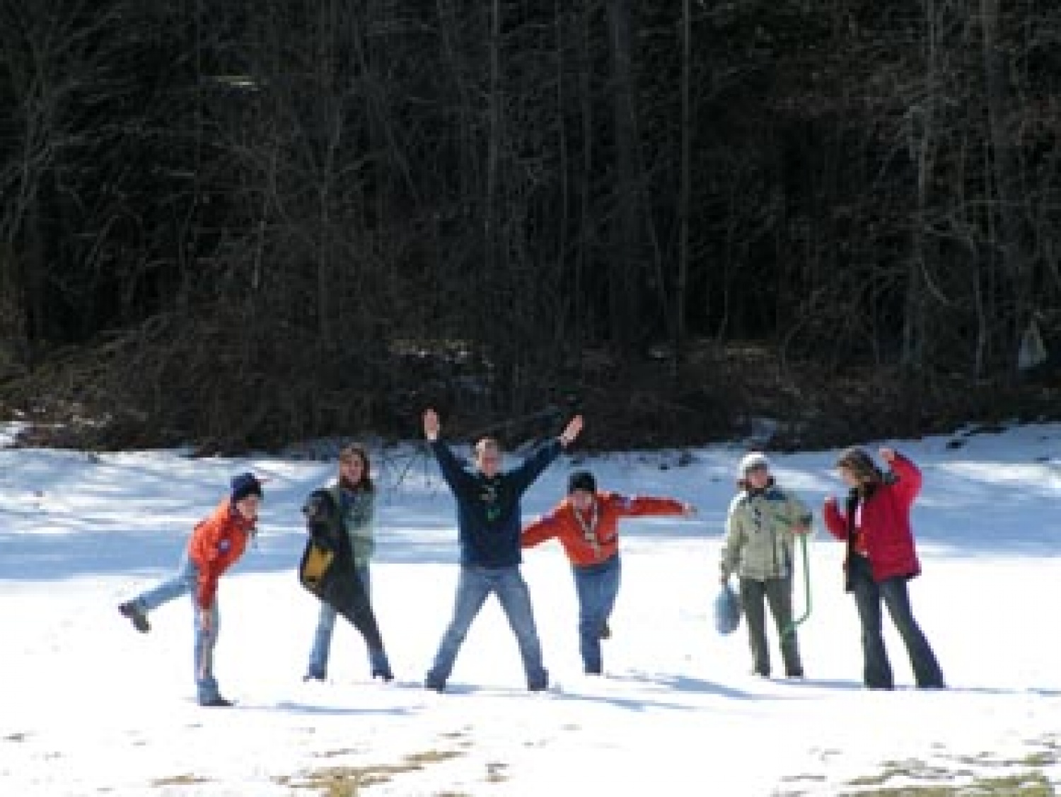 Fotografije z državnega srečanja voditeljev veje IV, ki je potekalo v Dobrovcah.