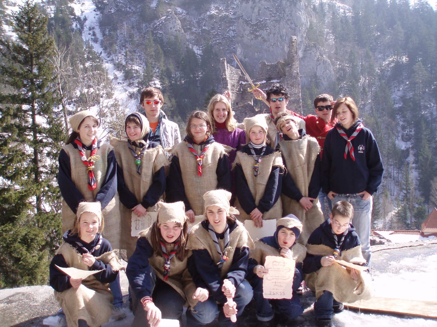 slike iz zimovanja čete Železnikov 1