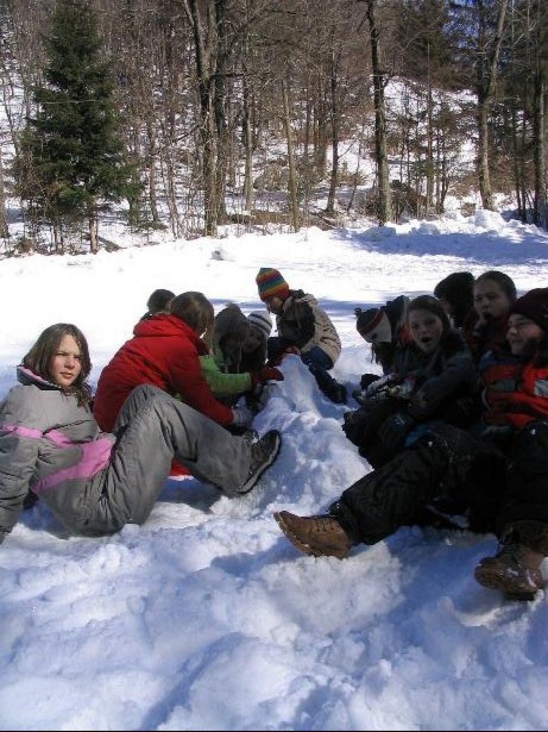 Dejmo punce še malo, da bo obzidje všje!