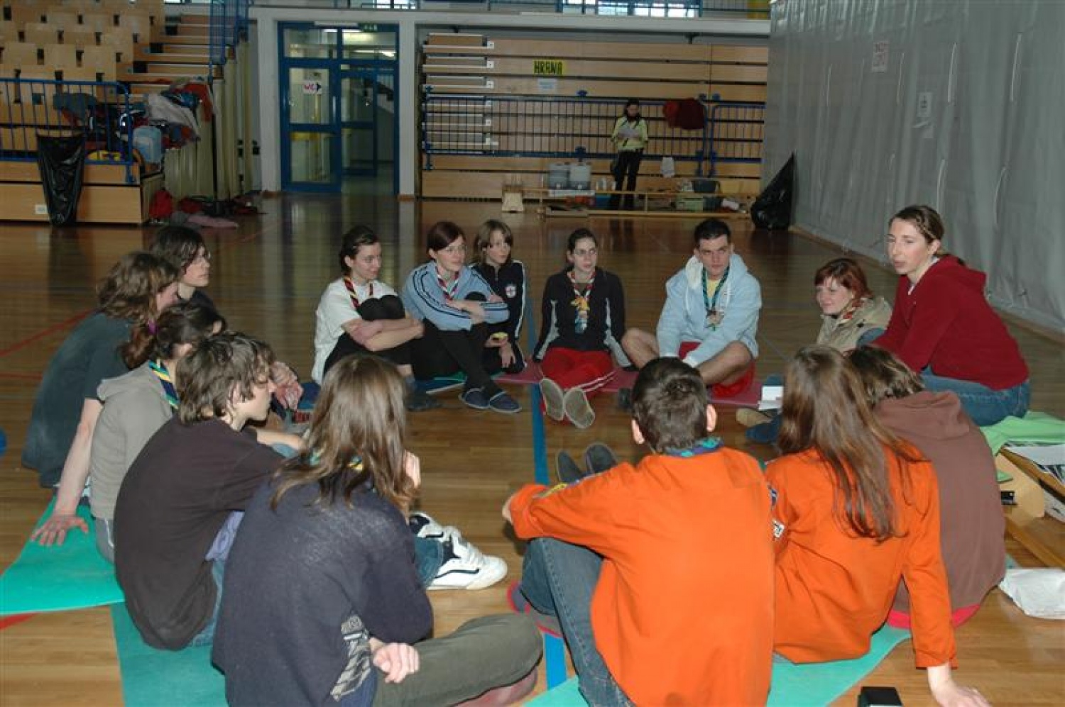 Udeleženci delavnice Martine Čufar so se pogovarjali o profesionalnem življenju športnega plezalca.