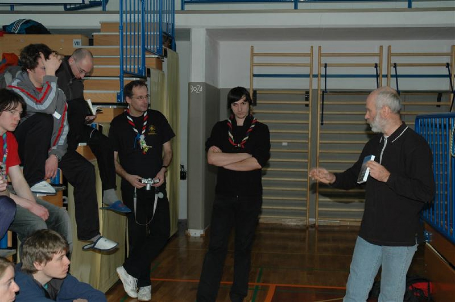 Delavnica o vodenju v gorah, namenjena predvsem voditeljem in starejšim PP-jem. Vodil jo je alpinist in gorski vodnik Andrej Štremfelj.