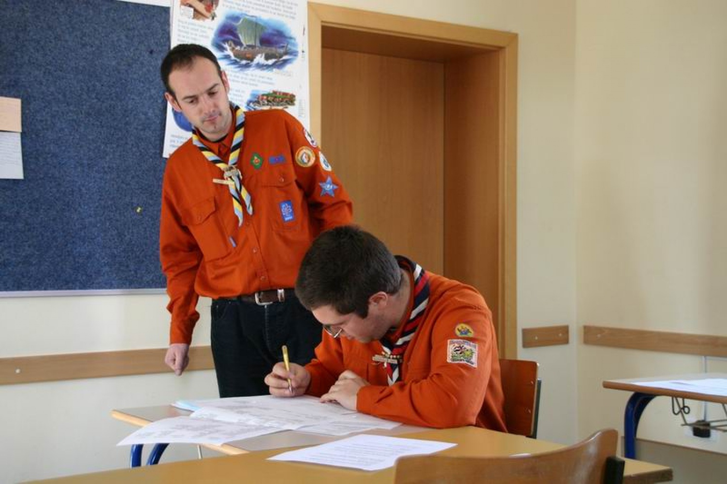 Načelnik Slavko in Matej, poverjenik za program