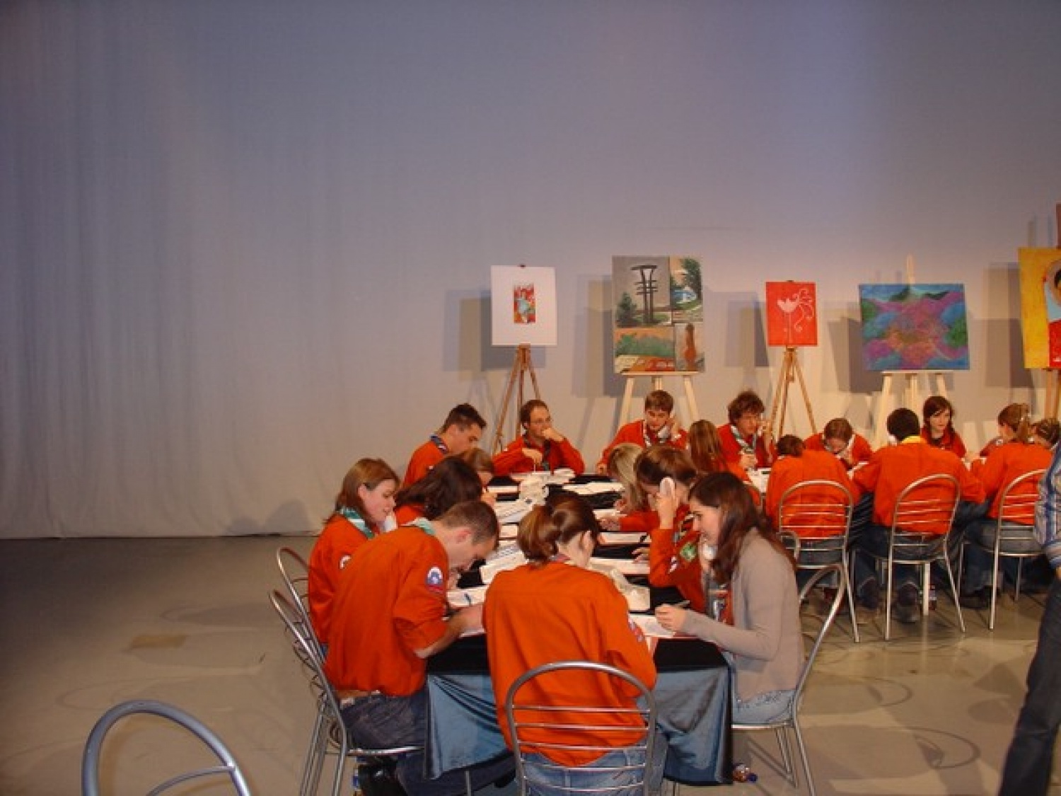 Kako je izgledalo sprejemanje klicov na letošnjem Klicu dobrote v Celju? Oglejte si fotografije.