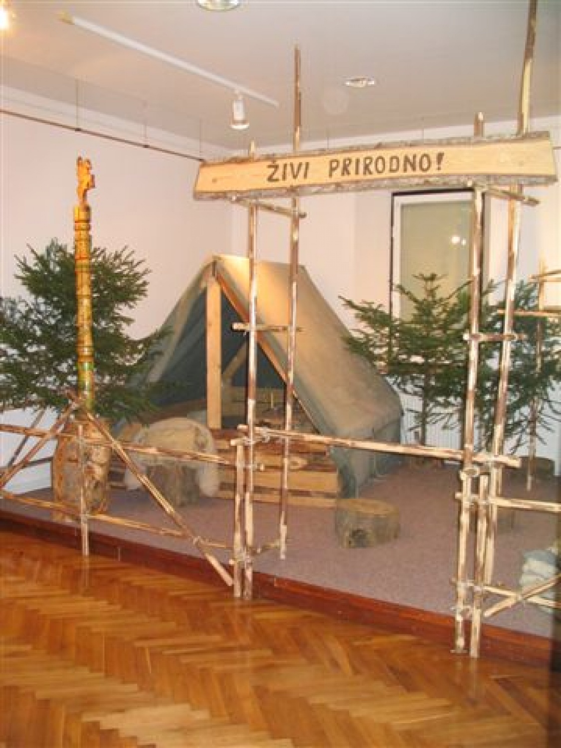 Del razstave je tudi mini tabor.