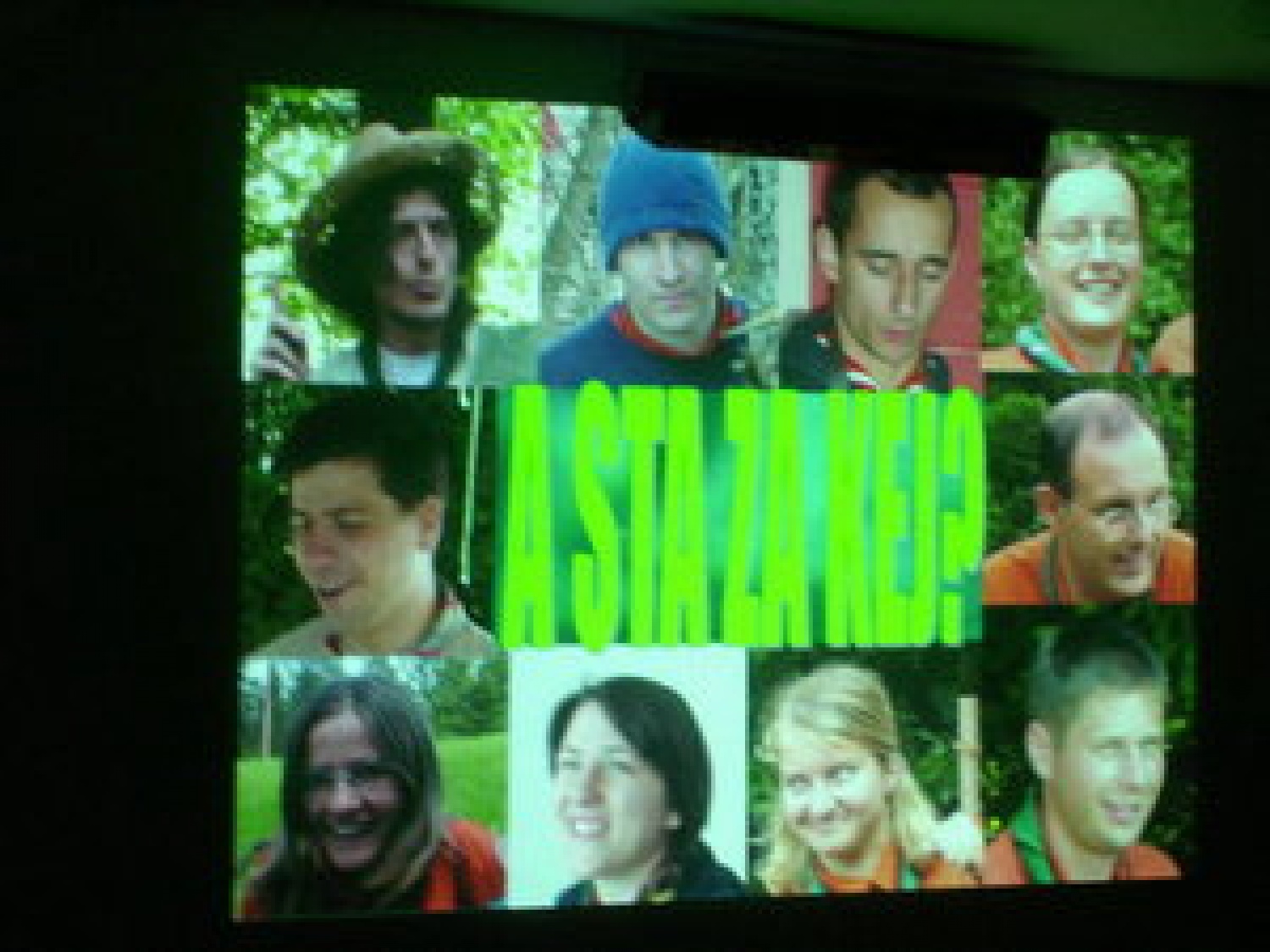 In poslovitev starih preko slikovnih utrinkov.