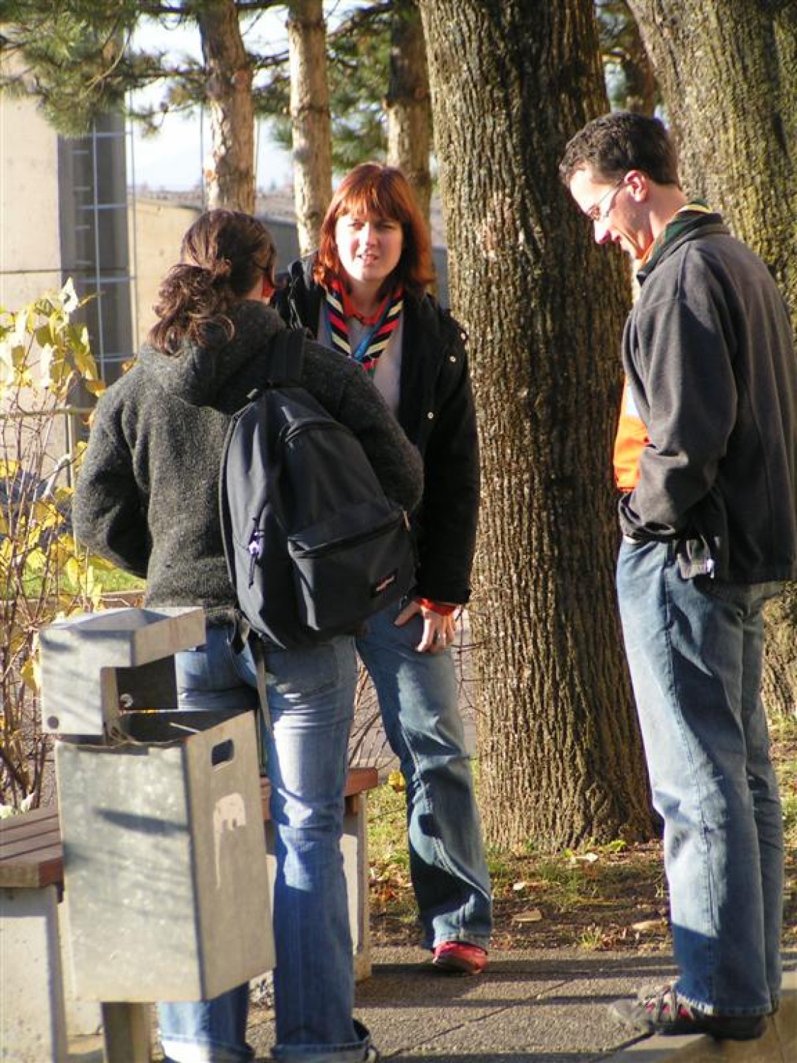 ... obveznega klepetanja ...