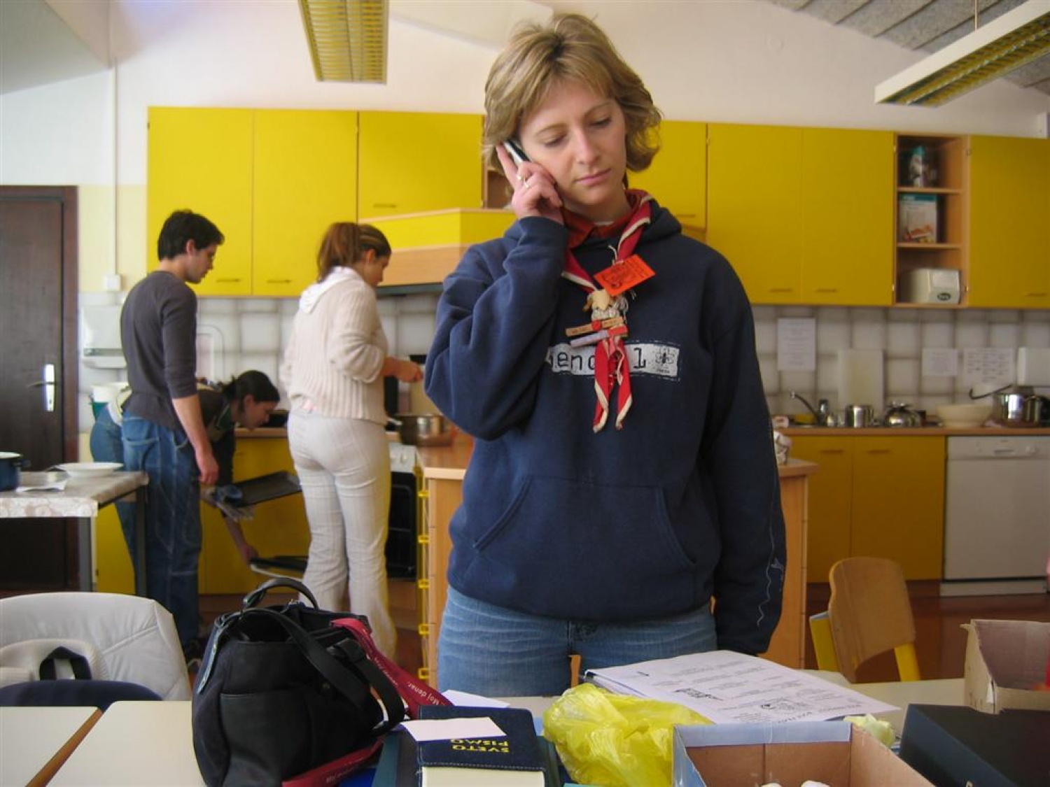 Včasih se pač ne da izogniti telefonu ...