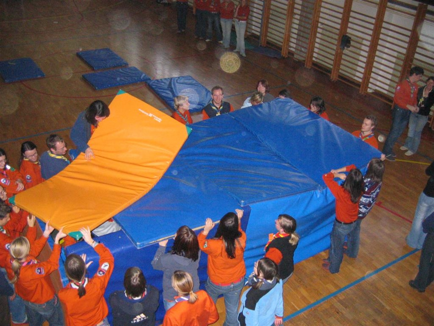 V Cerknem smo se zbrali voditelji veje VV in preživeli nekaj lepih, zanimivih in počnih uric. Oglejte si v galeriji!
