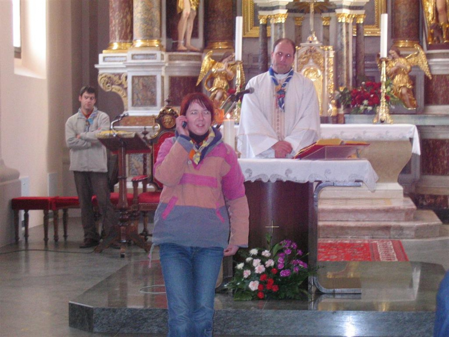 ... in tudi tukaj nismo pozabili na telefon :o)!