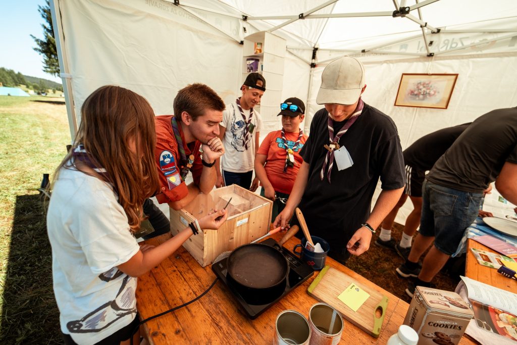Poletna popotovanja programa Zdravo!