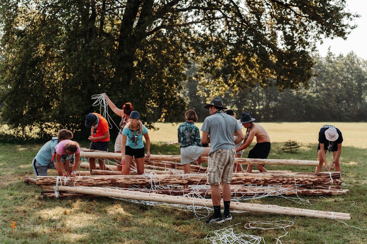 Scouts building structure in nature