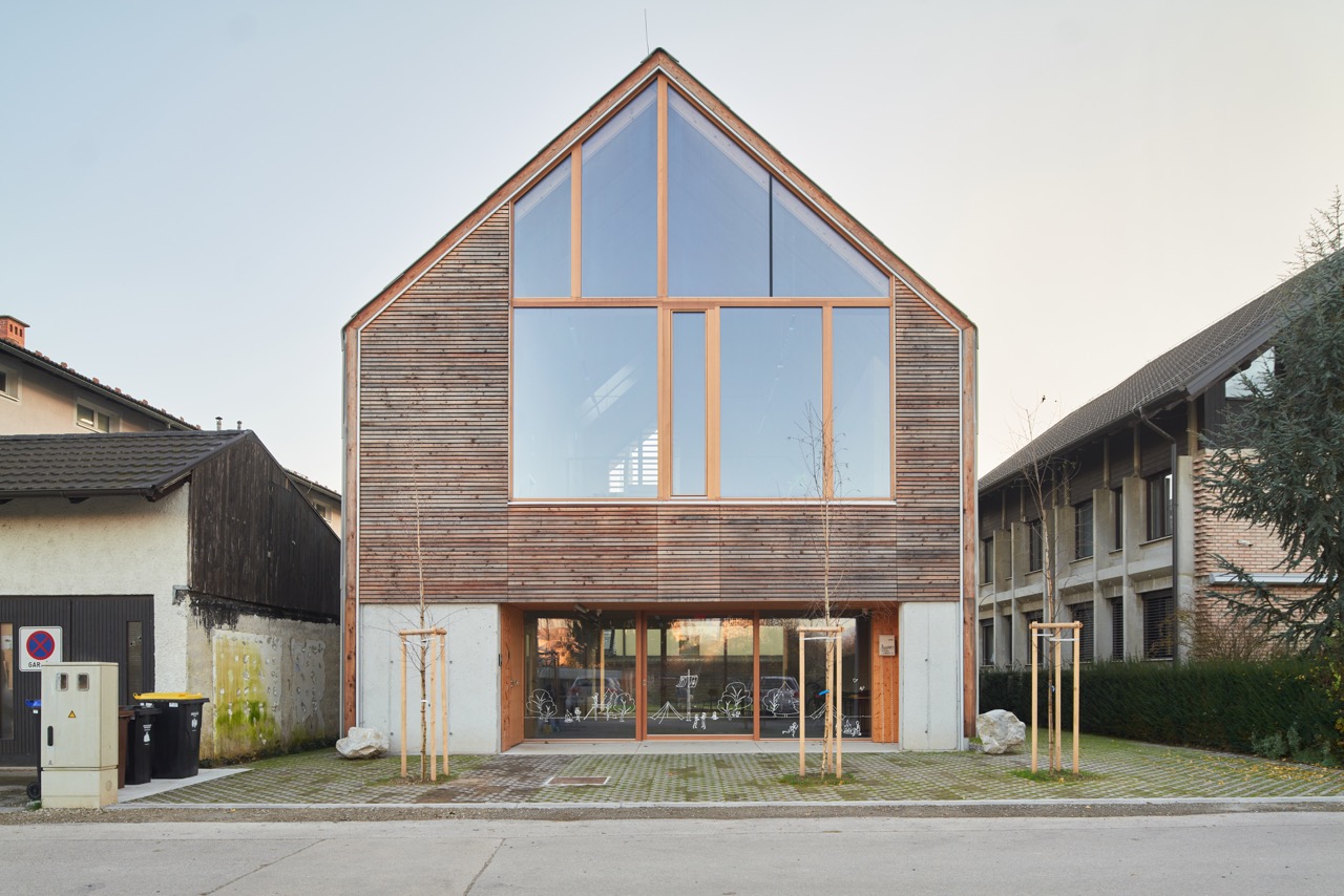 Skavtska hiša od zunaj