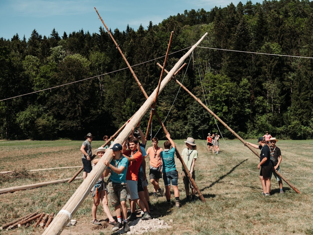 Biti skavt pomeni, da se ne učiš samo zase
