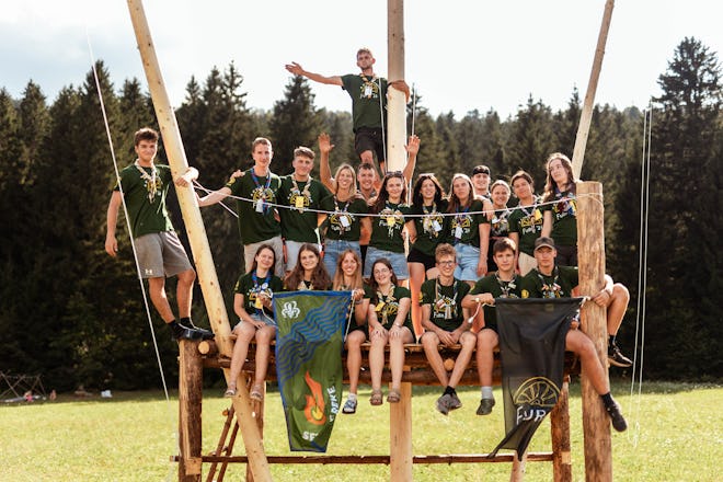 Povežemo te z lokalno enoto