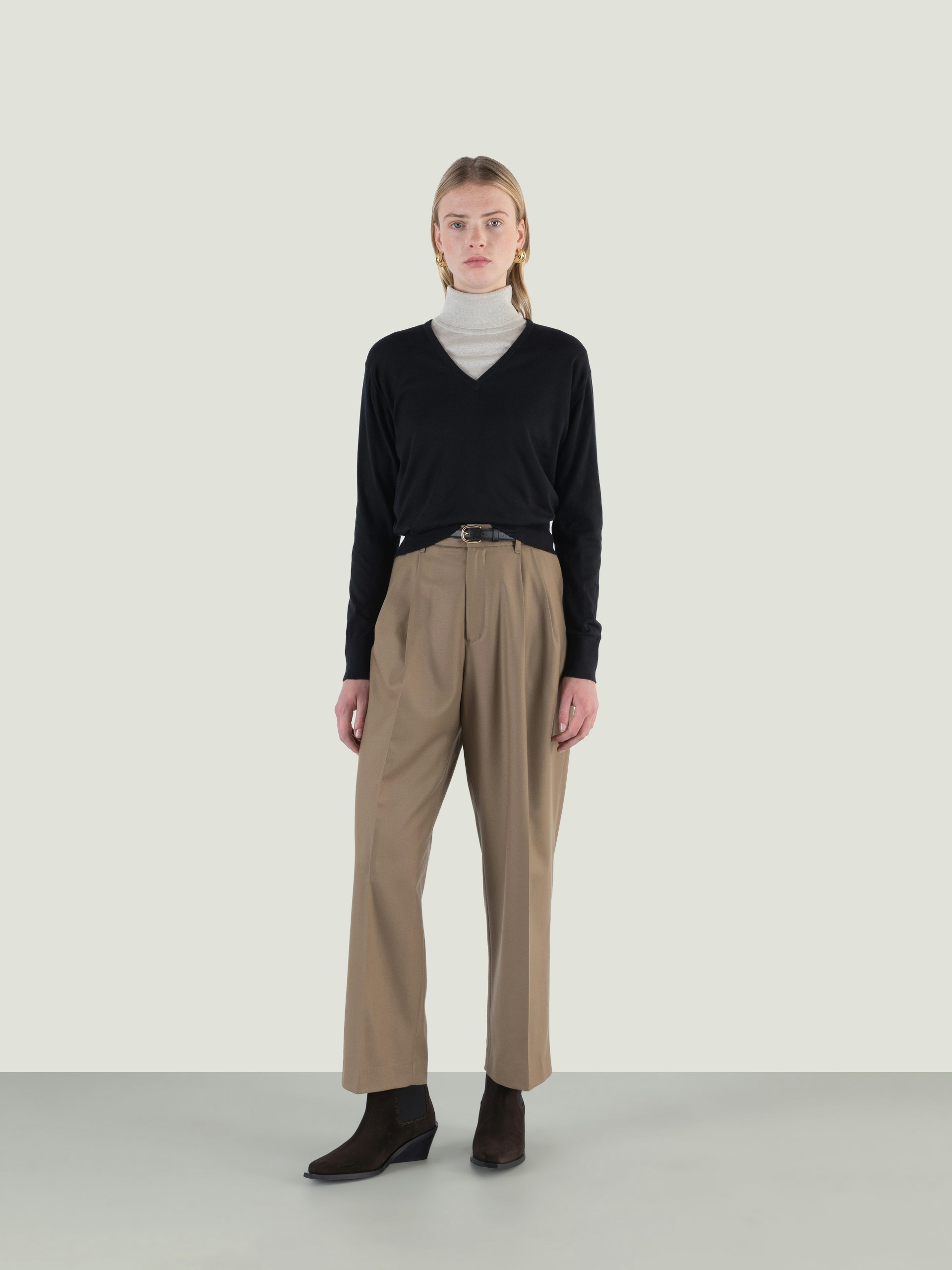 Anne - John Smedley's Sea Island Cotton Jumper | John Smedley